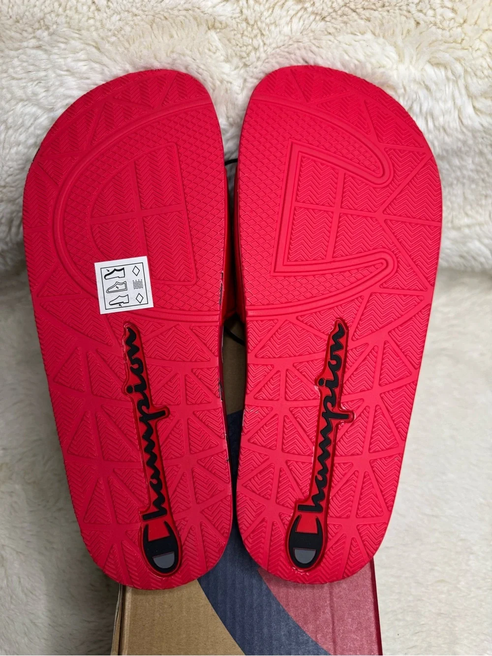 Size 6Y Champion Slides